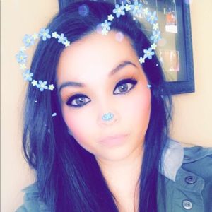 Meet your Posher, Annie